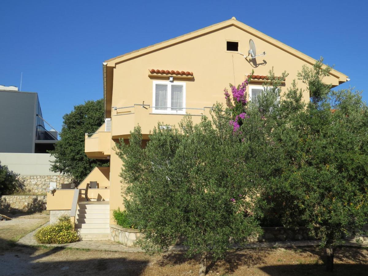 Apartments Edo Novalja Exterior foto